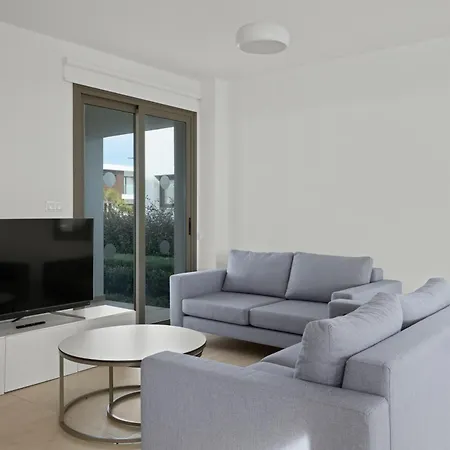 Serenity Waves 5 Villa Larnaca