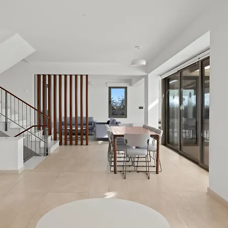 Villa Serenity Waves 5