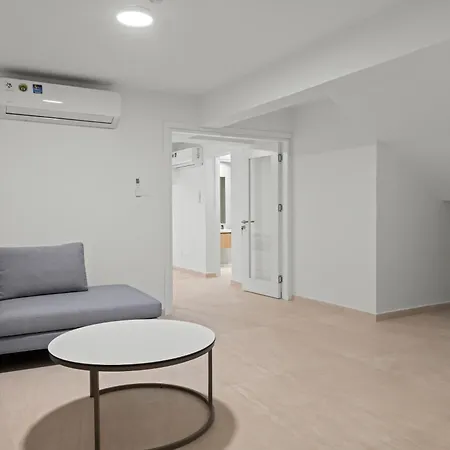 Serenity Waves 5 라르나카