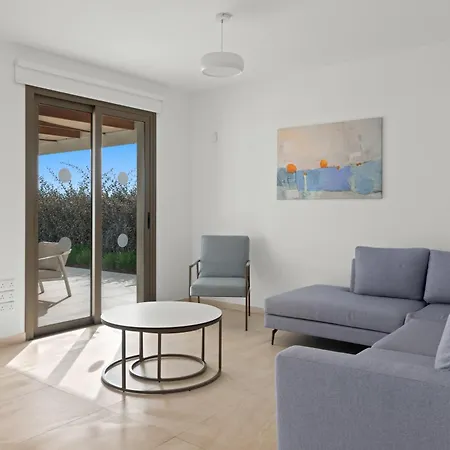 فيلة Serenity Waves 5 *