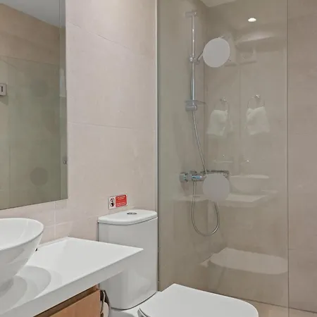 Serenity Waves 5 فيلة لارنكا