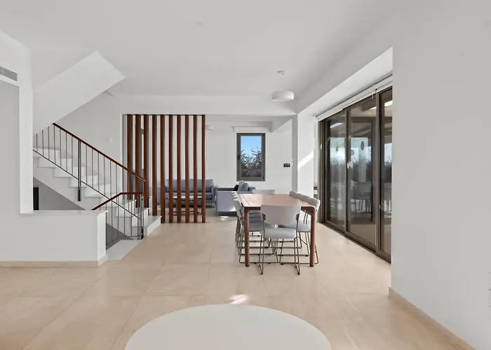 Villa Serenity Waves 5